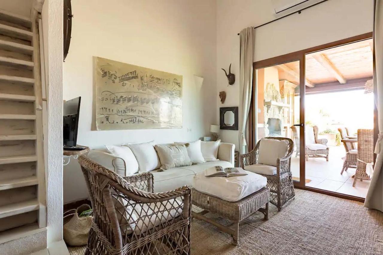 Romantico Appartamento Vista Mare Porto Pozzo Exterior foto