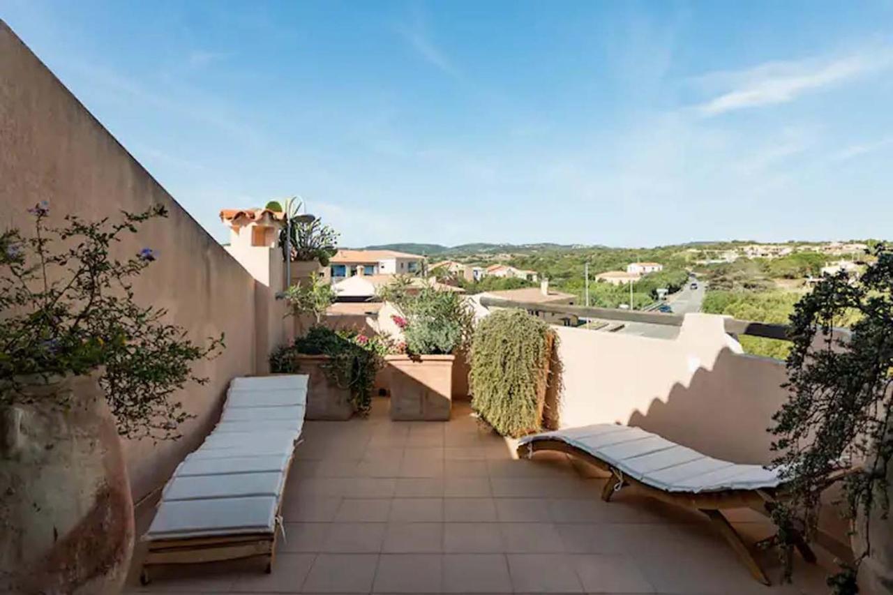 Romantico Appartamento Vista Mare Porto Pozzo Exterior foto